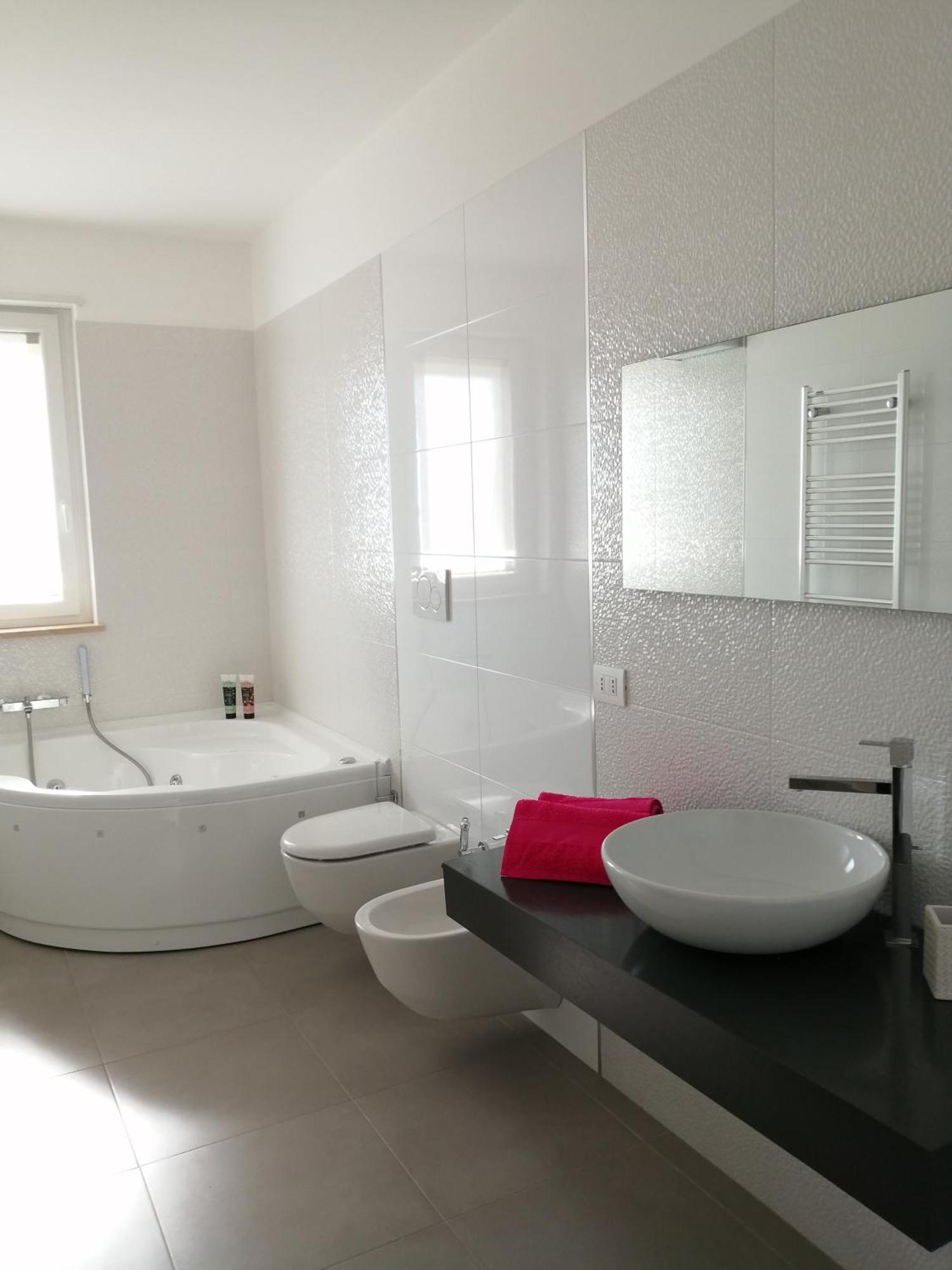 Sea View Apartment โมโนโปลี ภายนอก รูปภาพ