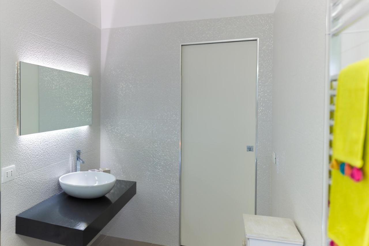 Sea View Apartment โมโนโปลี ภายนอก รูปภาพ