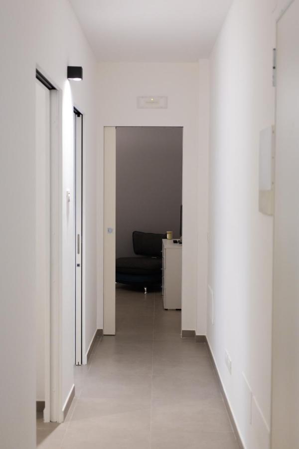Sea View Apartment โมโนโปลี ภายนอก รูปภาพ
