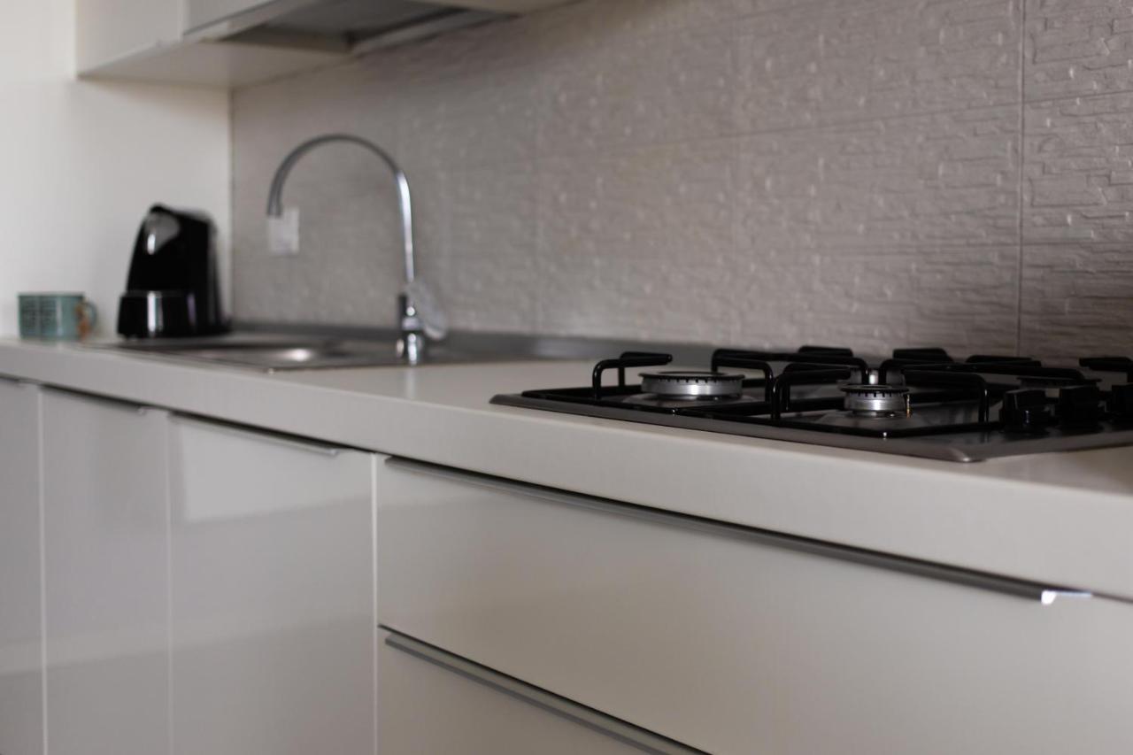 Sea View Apartment โมโนโปลี ภายนอก รูปภาพ